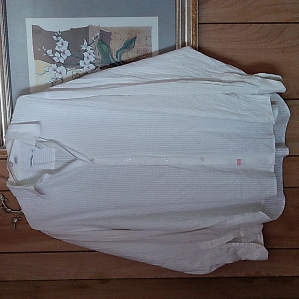 Calvin Klein button down long sleeve shirt